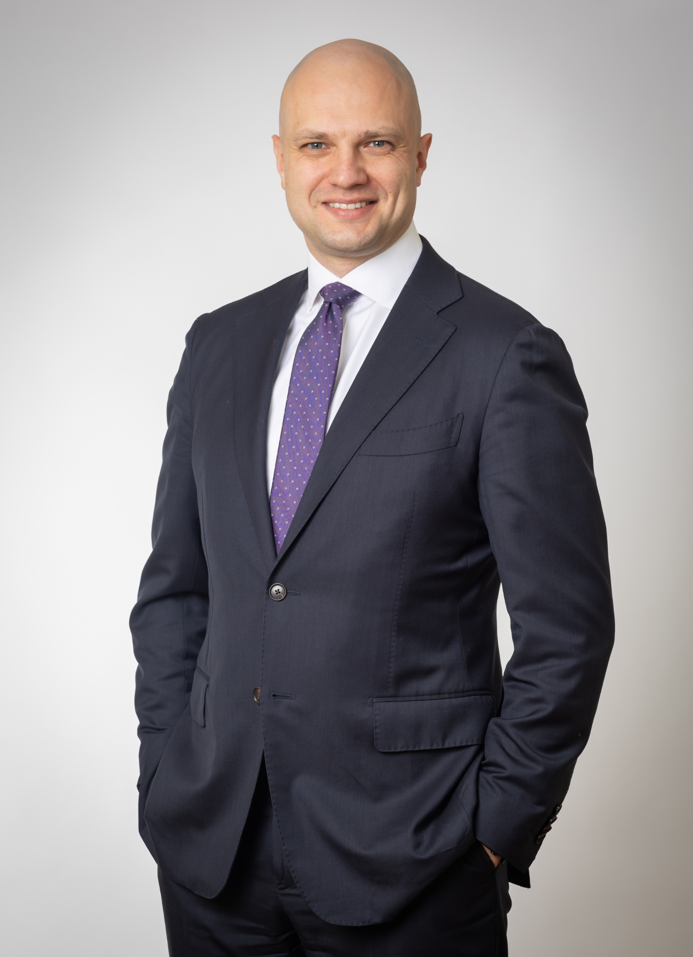 Max Rayetsky, Esq.